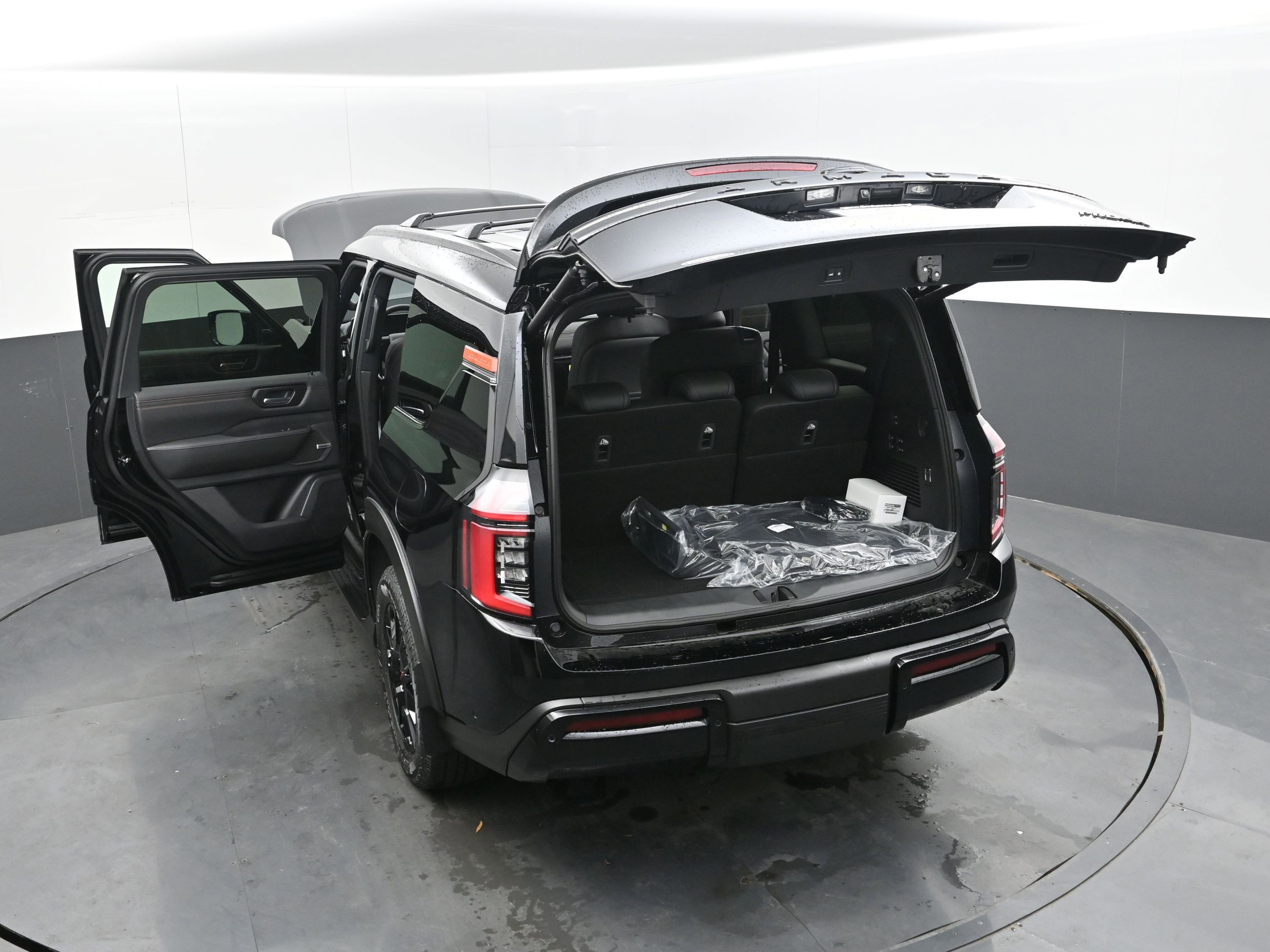 New 2026 Nissan Armada PRO-4X image 45