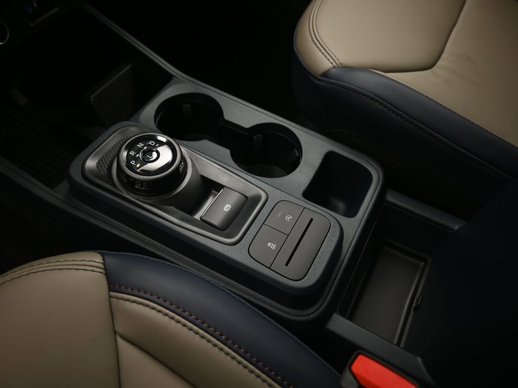 New 2025 Ford Maverick Lariat w/ 4K Tow Package image 17