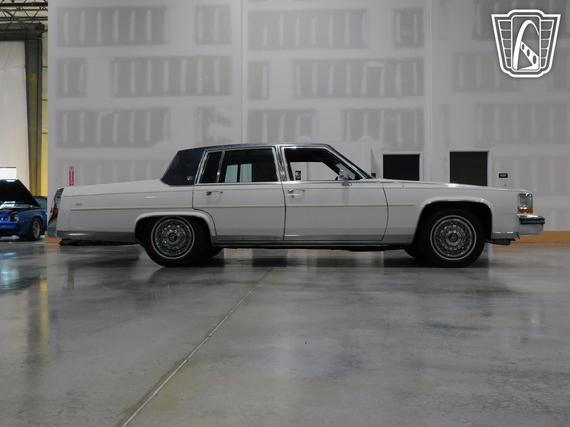 Used 1988 Cadillac Brougham image 33