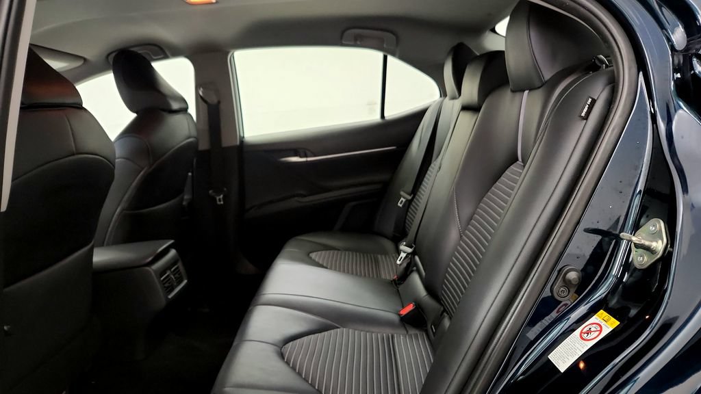 Used 2018 Toyota Camry SE w/ Audio Package FWD image 21