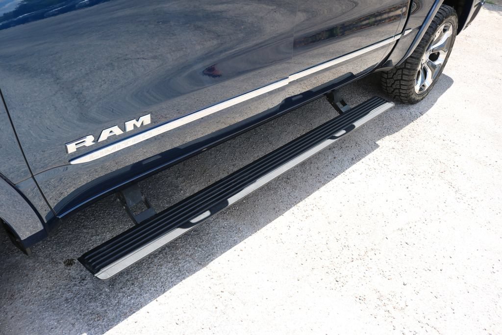 Used 2020 RAM 1500 Limited AWD/4WD image 11