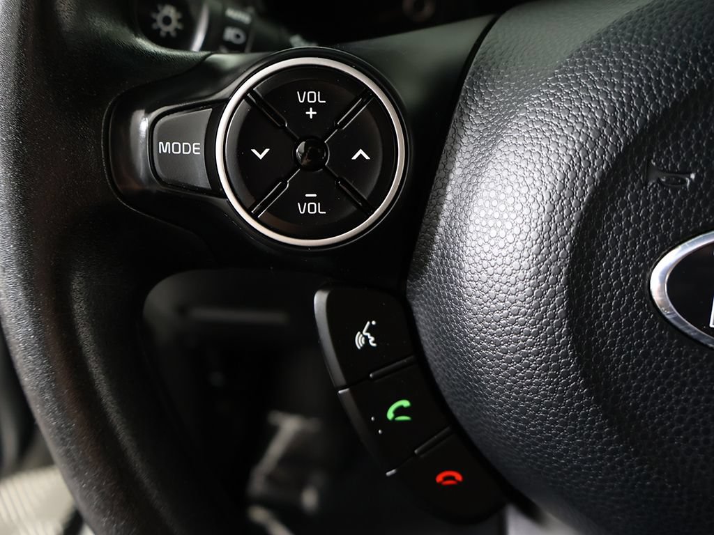 Used 2017 Kia Soul + FWD image 35