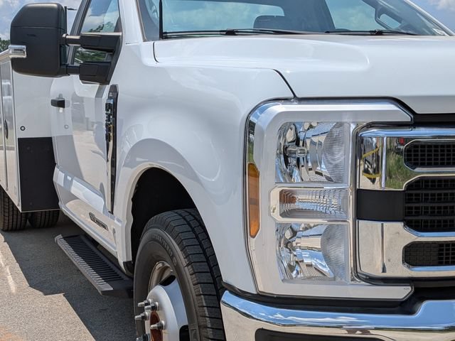 New 2024 Ford F350 XL w/ XL Chrome Package RWD image 10