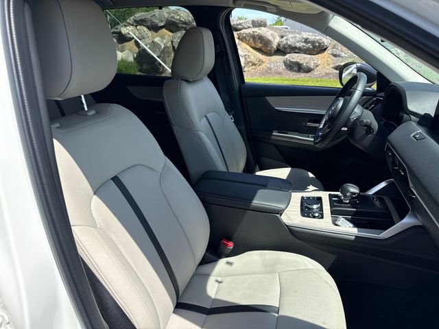 Certified 2025 MAZDA CX-90 3.3 Turbo w/ Premium Sport Pkg AWD/4WD image 11