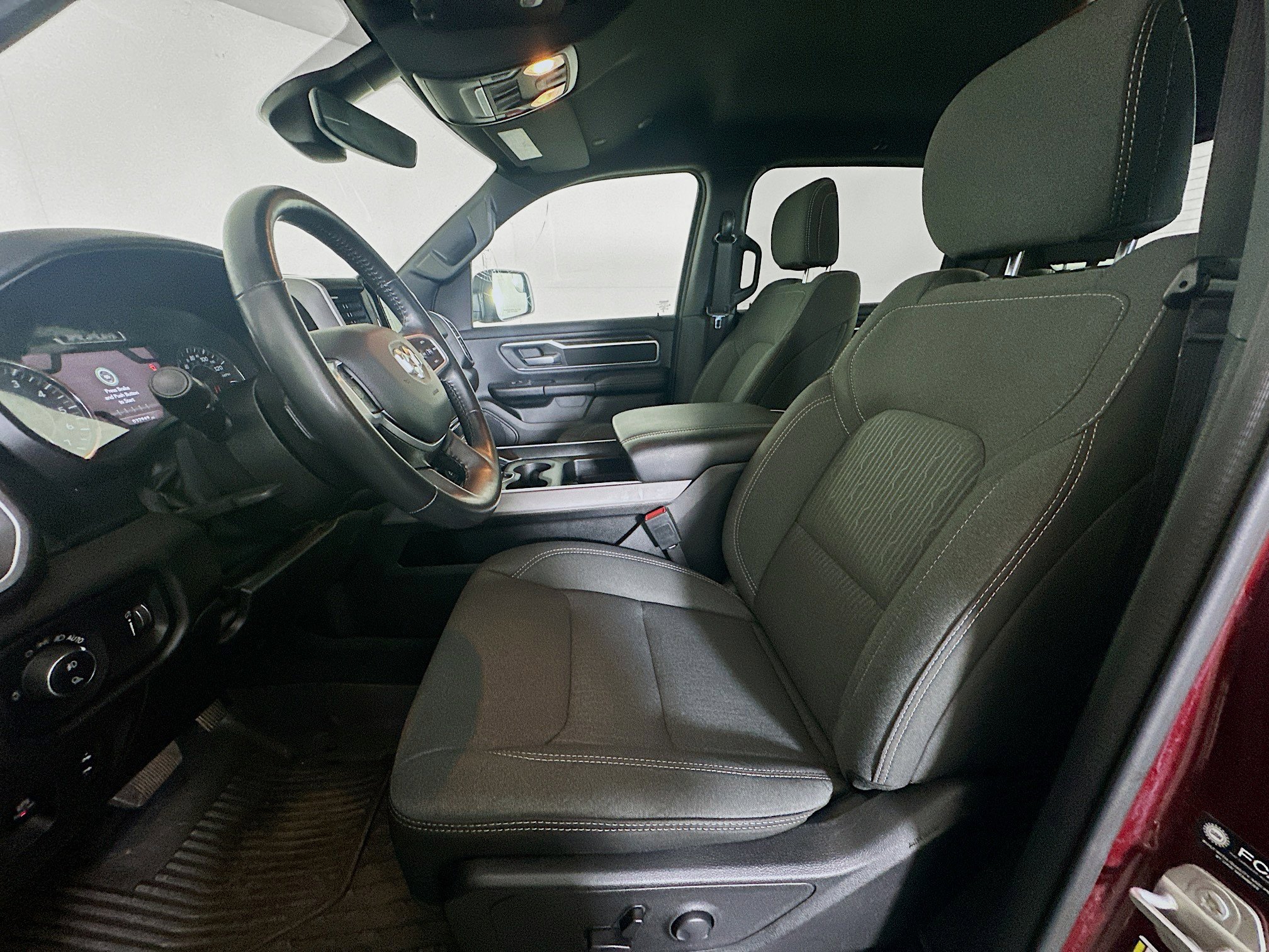 Used 2023 RAM 1500 Big Horn AWD/4WD image 13