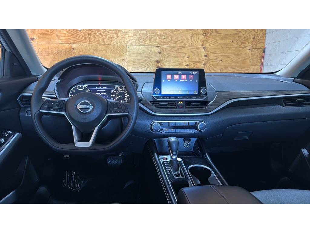 Used 2023 Nissan Altima 2.5 SV image 24