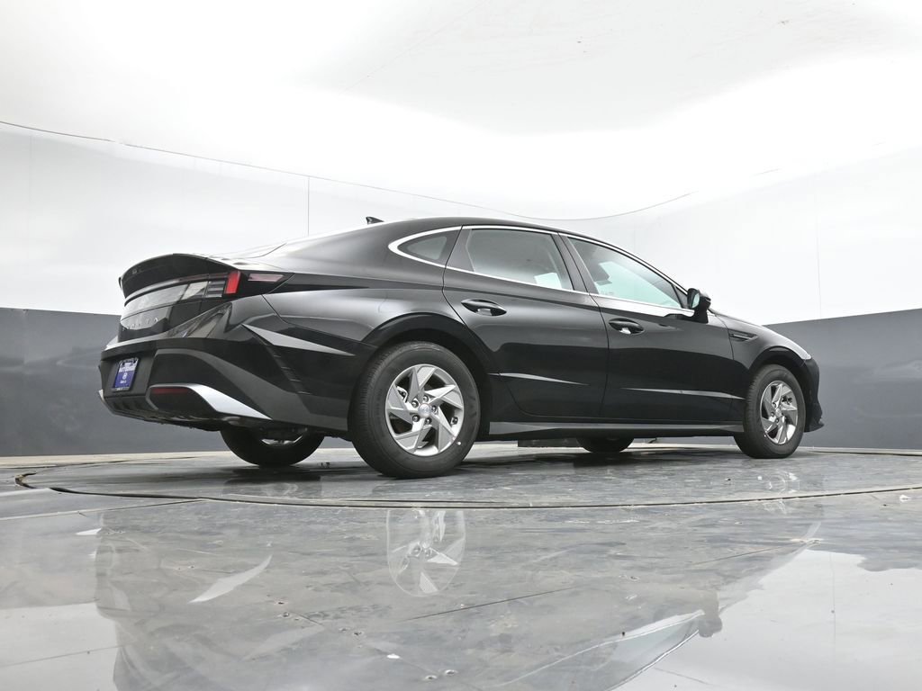 New 2026 Hyundai Sonata SE FWD image 13