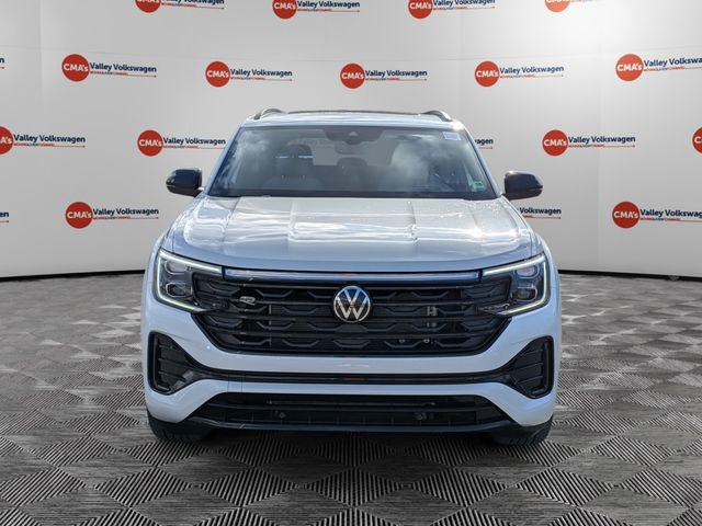 New 2026 Volkswagen Atlas Cross Sport SEL R-Line image 2
