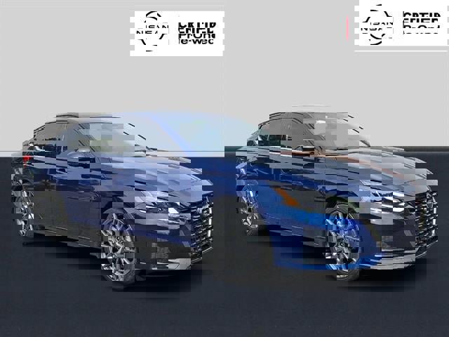 Certified 2024 Nissan Altima 2.0 SR image 1