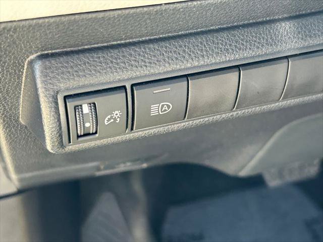 Certified 2025 Toyota Corolla SE FWD image 23