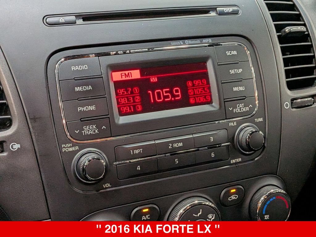 Used 2016 Kia Forte LX FWD image 22