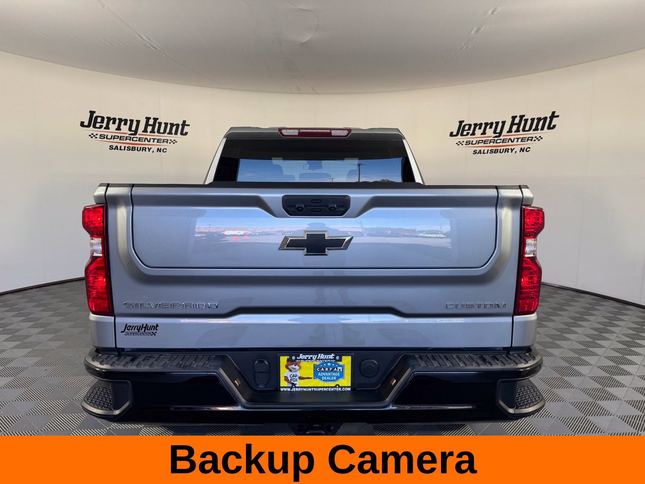 Used 2024 Chevrolet Silverado 1500 Custom Trail Boss AWD/4WD image 8