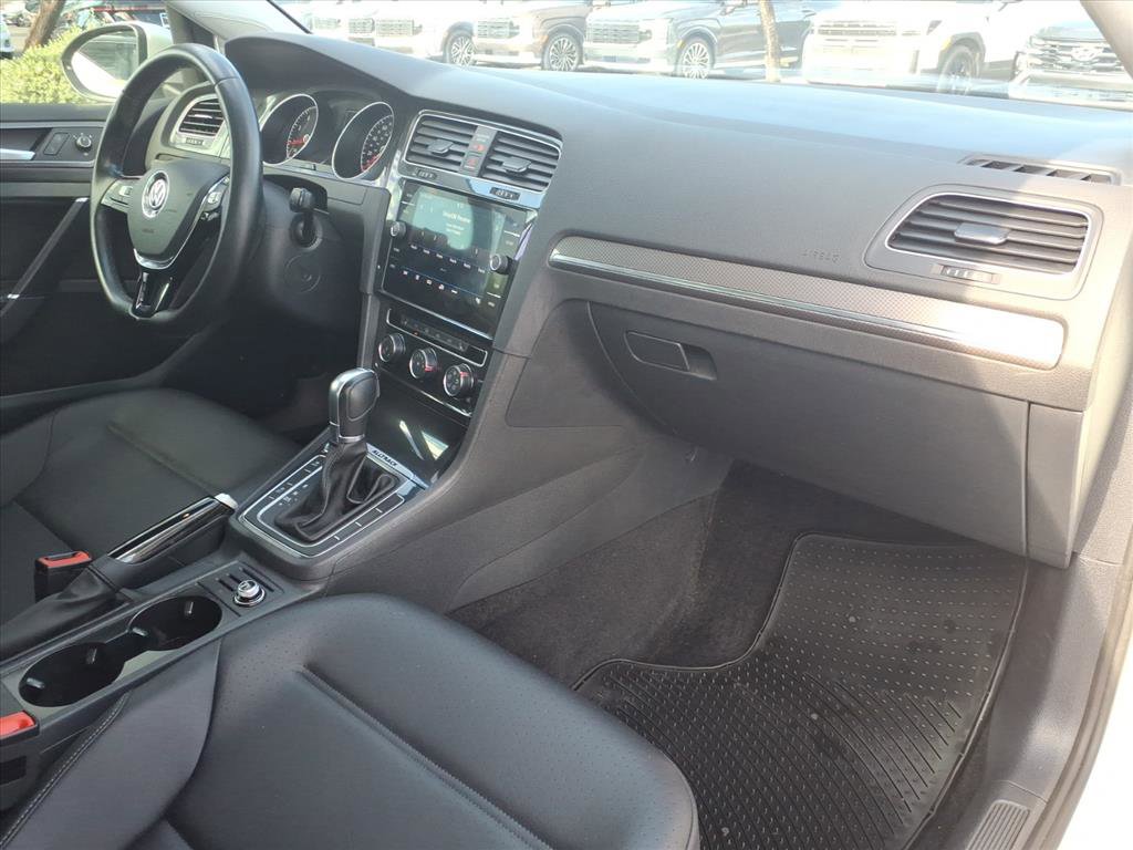 Used 2018 Volkswagen Golf Alltrack SE image 10