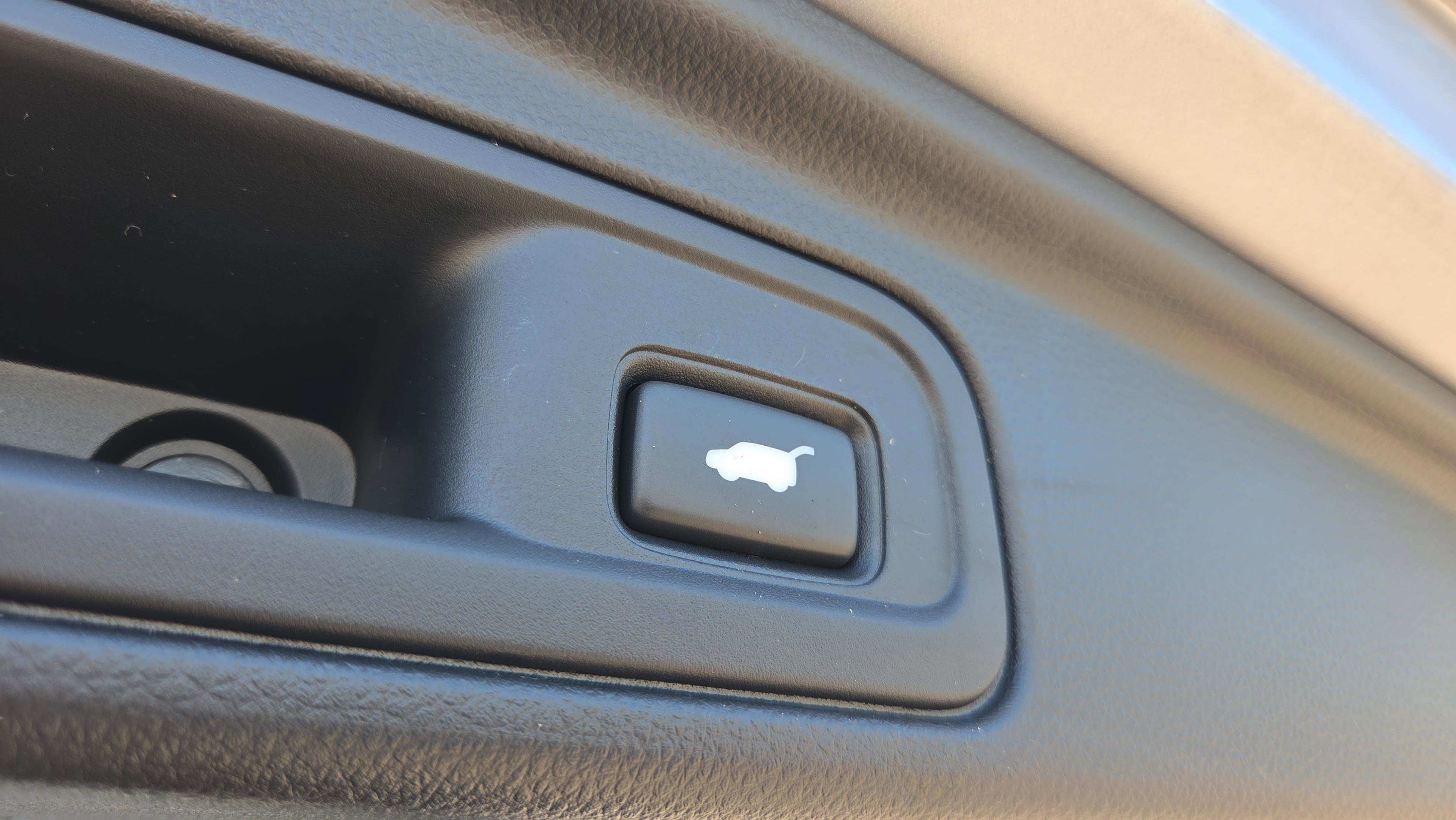 Certified 2020 Honda Pilot Touring image 17