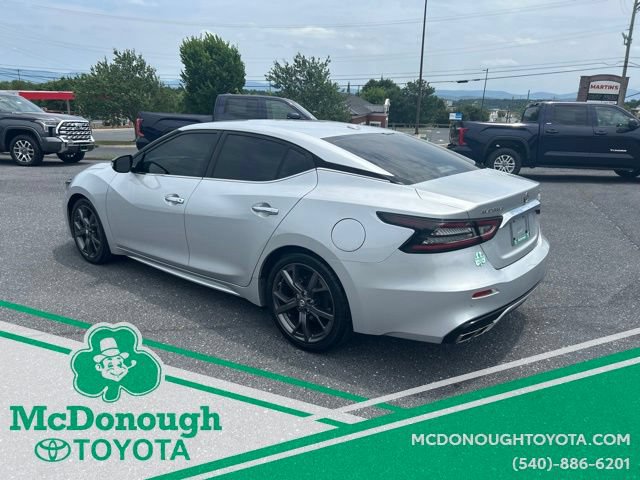 Used 2023 Nissan Maxima SV w/ Floor Mat Group FWD image 2