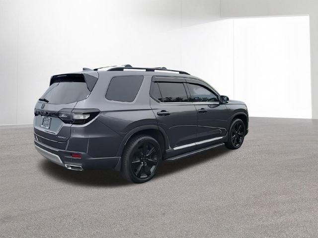 Used 2024 Honda Pilot Touring image 9
