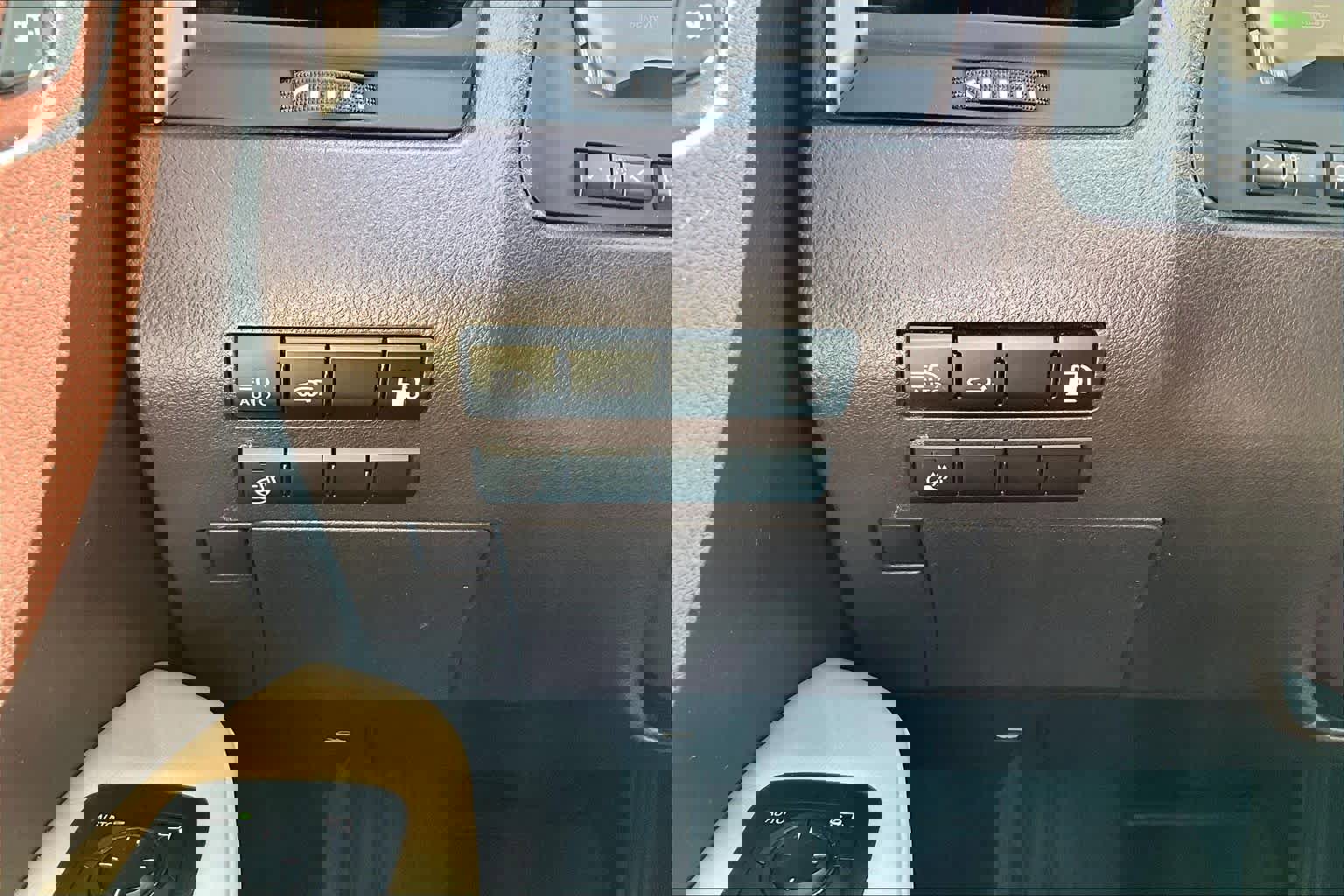 Used 2019 Lexus RX 450h AWD w/ Navigation Package image 33