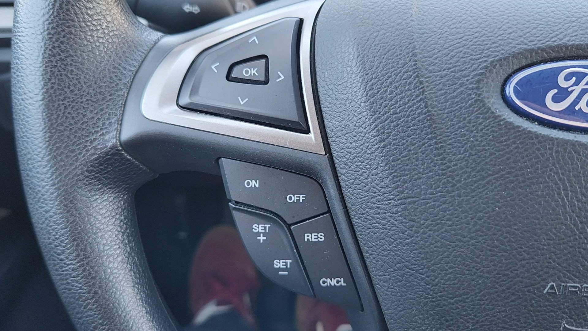 Used 2018 Ford Fusion S FWD image 12