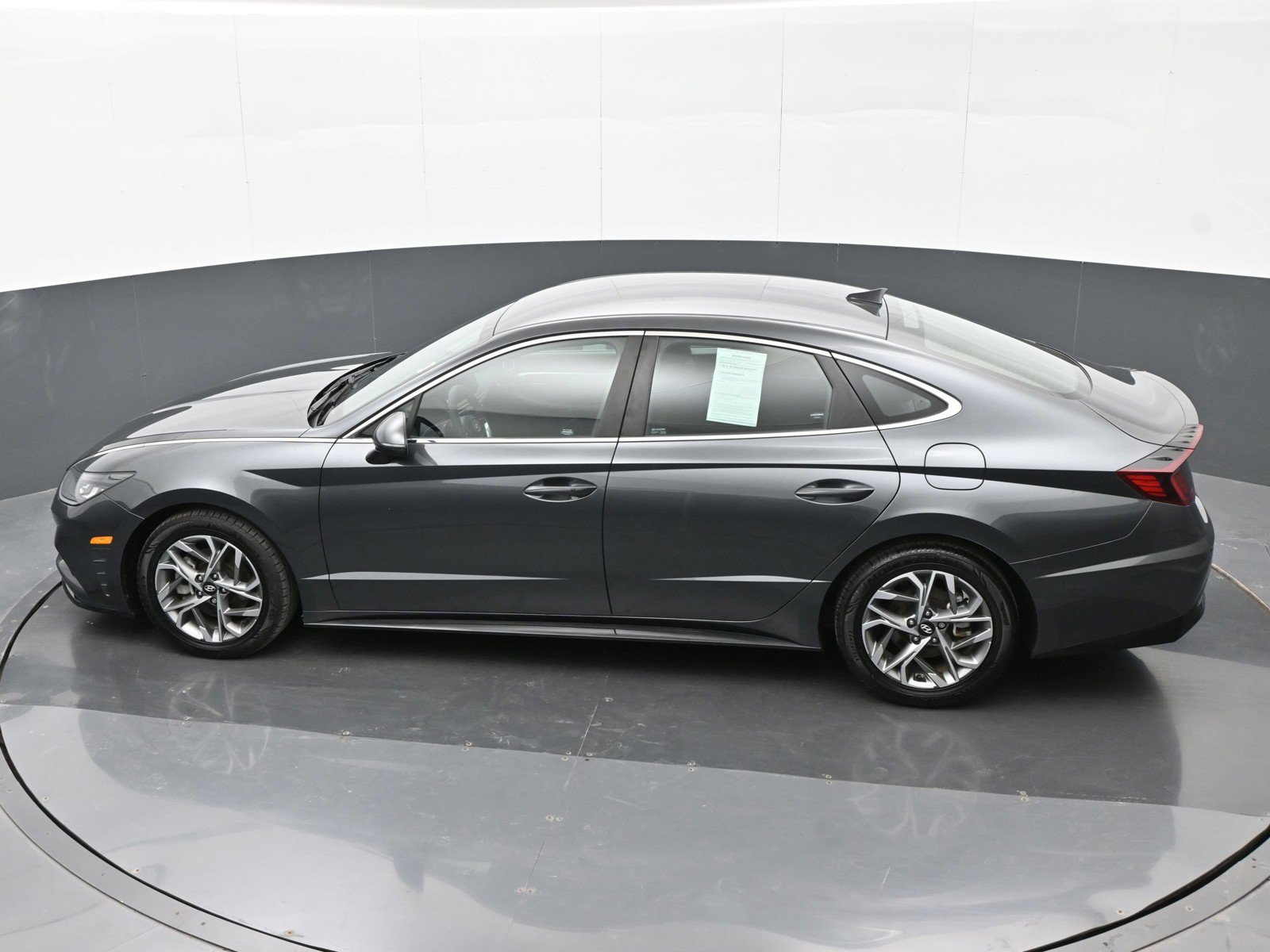 Certified 2023 Hyundai Sonata SEL w/ Preferred Accessory Package FWD image 31