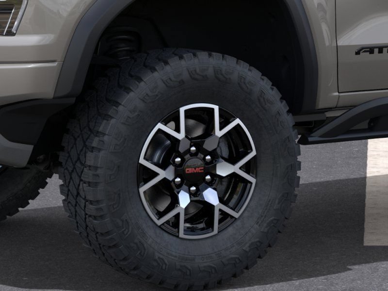 New 2026 GMC Canyon AT4X w/ LPO, Black Badging Package AWD/4WD image 9
