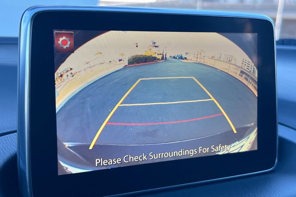 Used 2016 MAZDA MAZDA3 i Sport w/ Preferred Equipment Package image 21