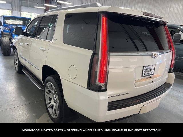 Used 2015 Cadillac Escalade Luxury AWD/4WD image 6