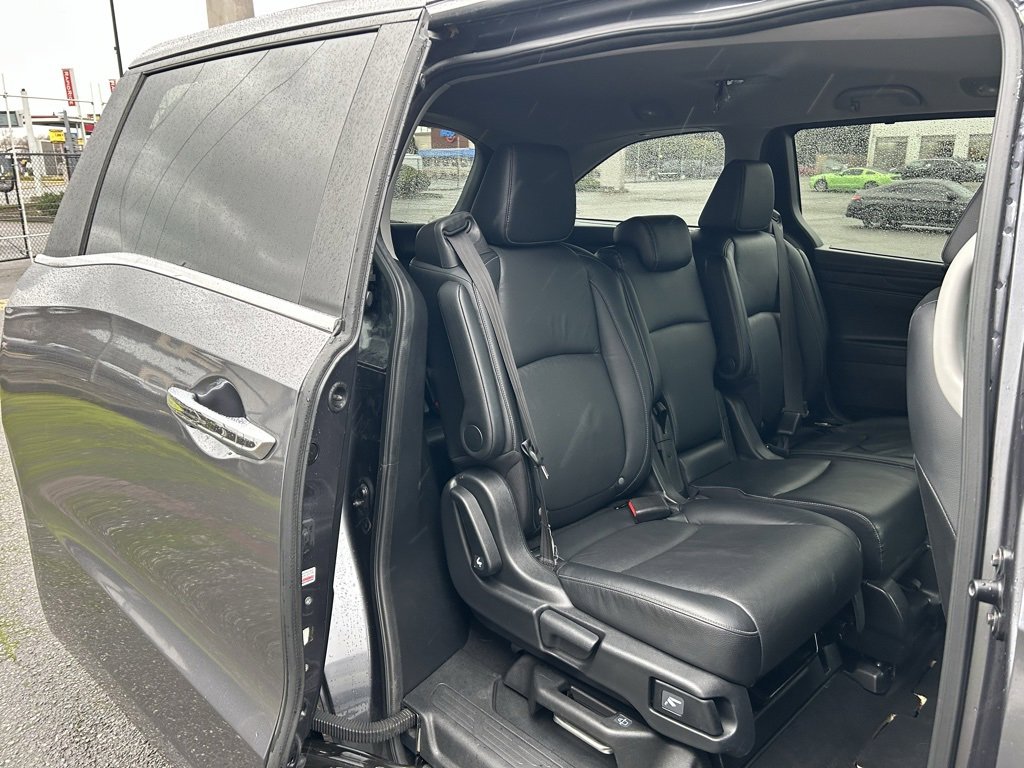 Used 2024 Honda Odyssey EX-L image 11