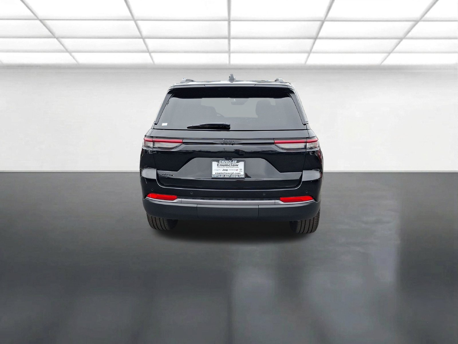 New 2026 Jeep Grand Cherokee Limited w/ Limited Altitude Package AWD/4WD image 4