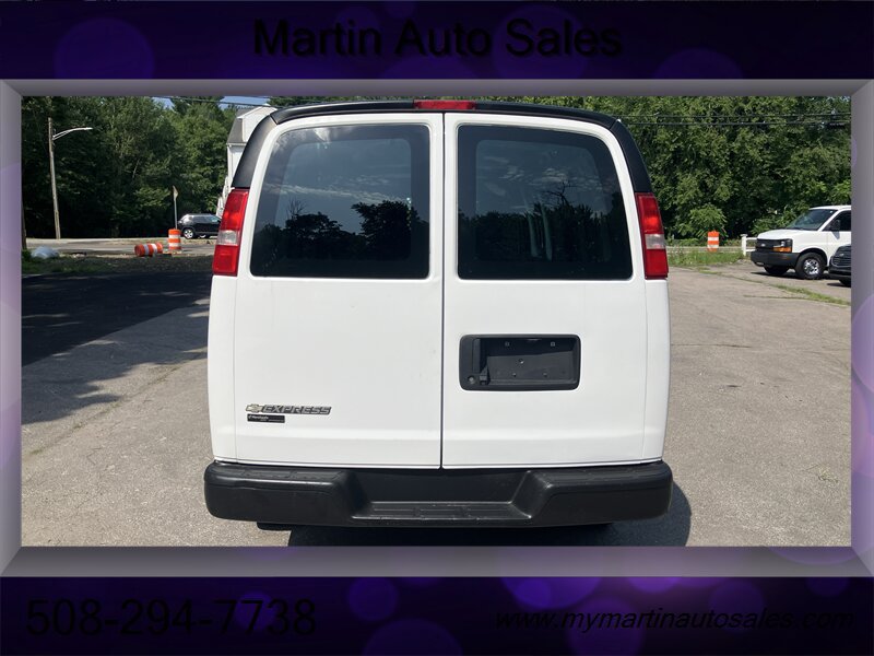 Used 2020 Chevrolet Express 2500 Extended w/ Communications Package RWD image 3