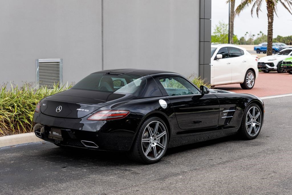 Used 2011 Mercedes-Benz SLS AMG Coupe image 6