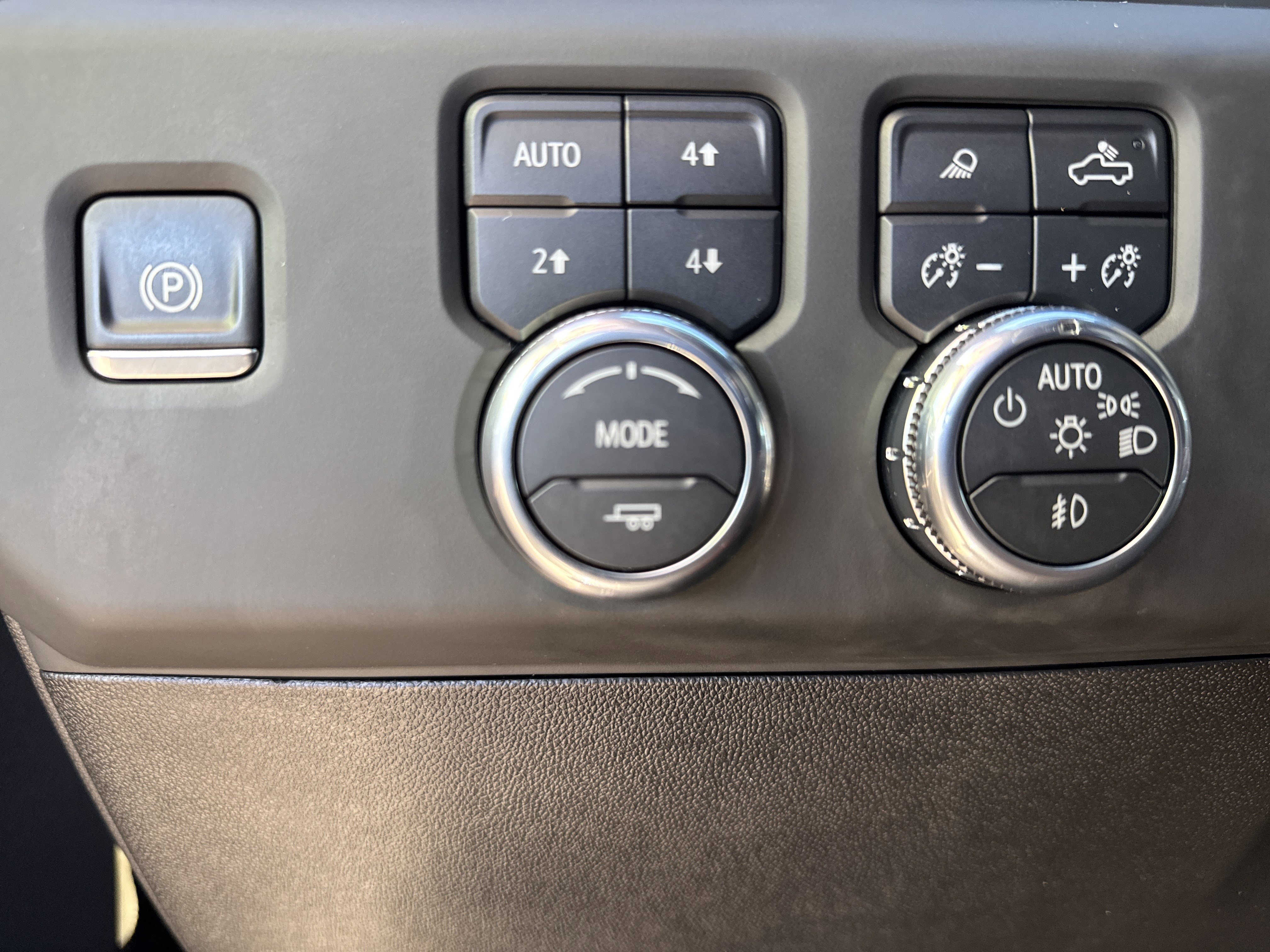 Used 2024 GMC Sierra 2500 Denali Ultimate image 19