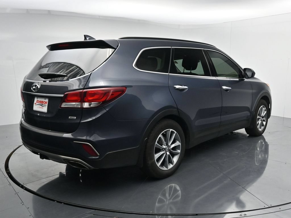 Used 2019 Hyundai Santa Fe XL SE AWD/4WD image 7