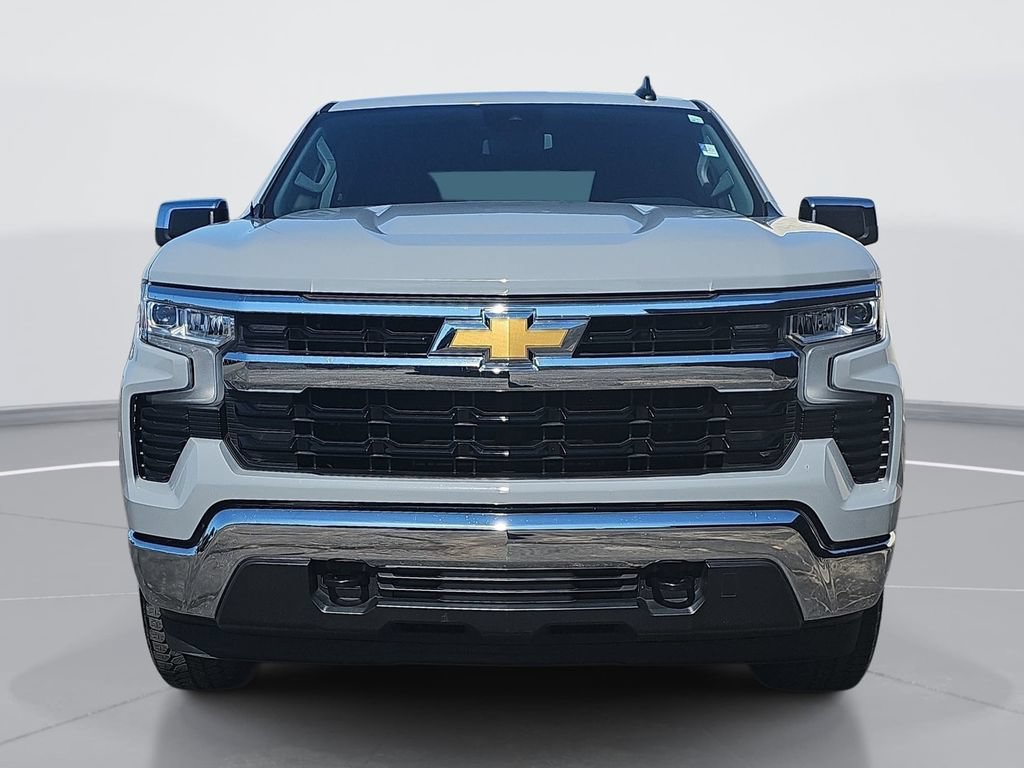 Used 2024 Chevrolet Silverado 1500 LT AWD/4WD image 10