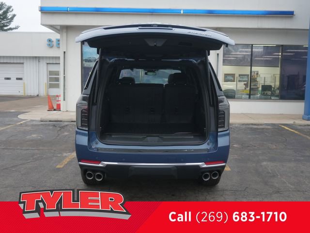 New 2026 Chevrolet Suburban Premier w/ Sun And Tow Package image 19