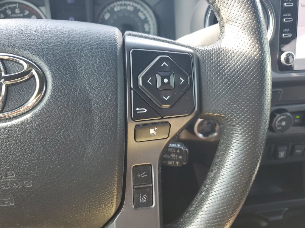 Certified 2020 Toyota Tacoma TRD Sport AWD/4WD image 19