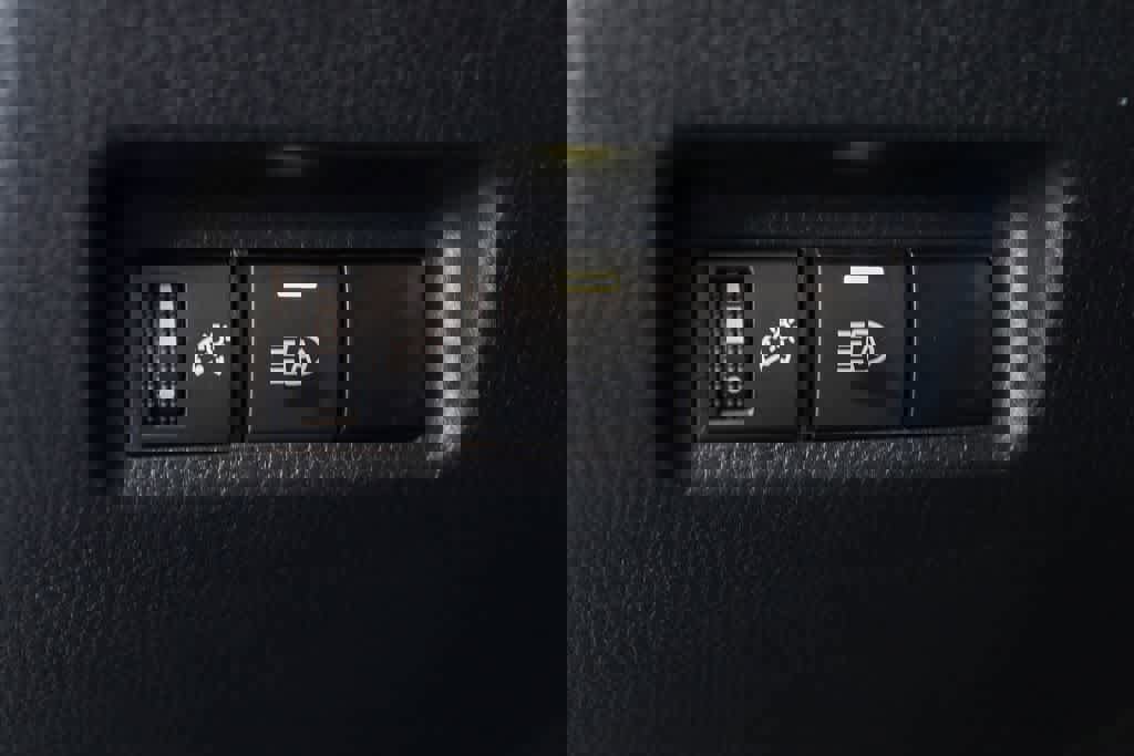 Used 2024 Toyota RAV4 LE image 22