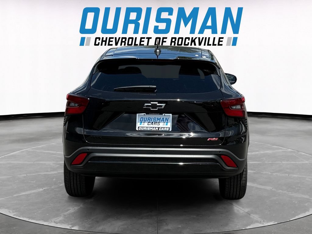 New 2026 Chevrolet Trax RS w/ Sunroof Package FWD image 5