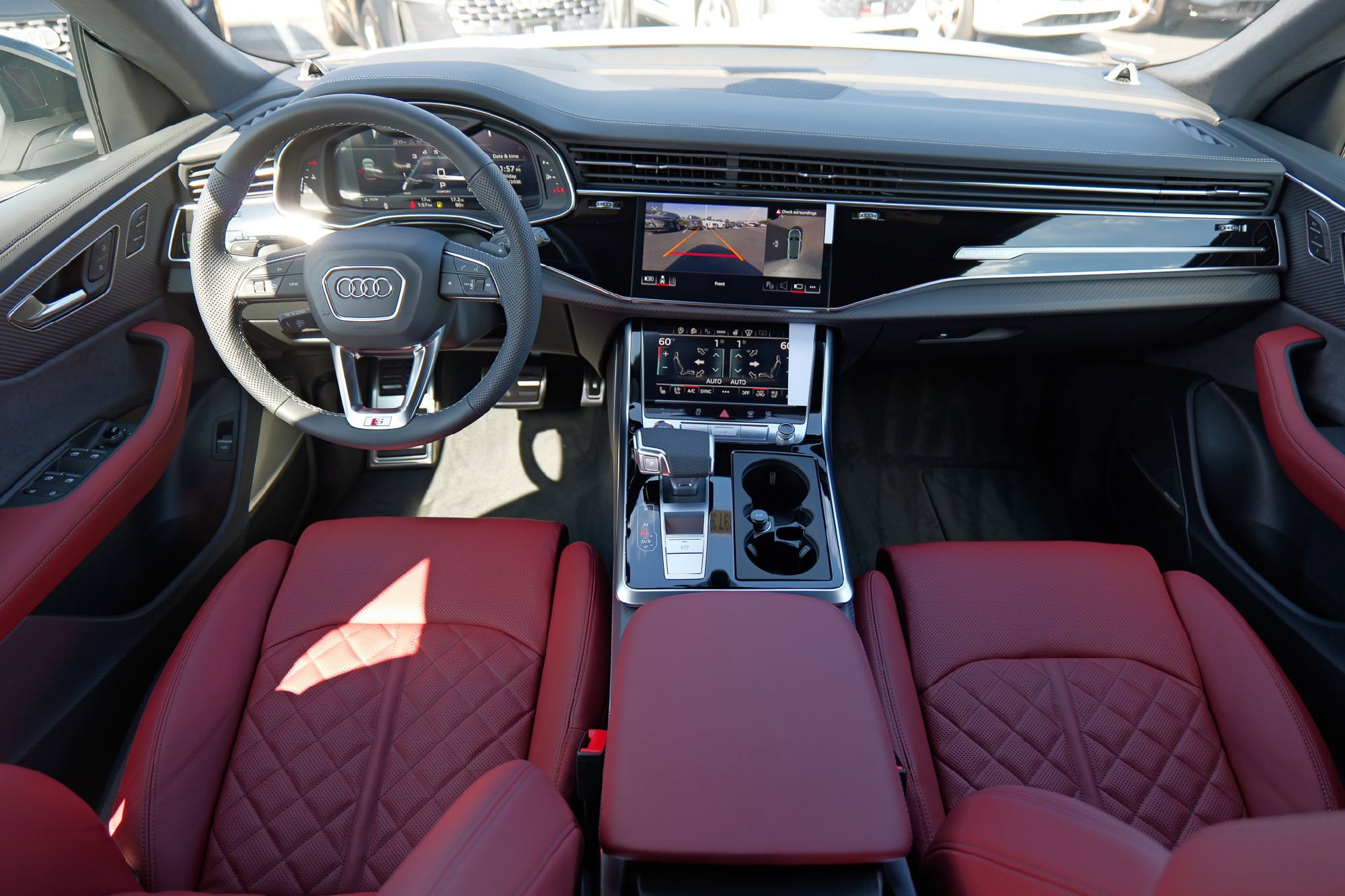 New 2026 Audi SQ8 Prestige image 28