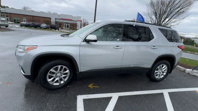Used 2020 Chevrolet Traverse LT w/ LPO, Black Accent Package image 6