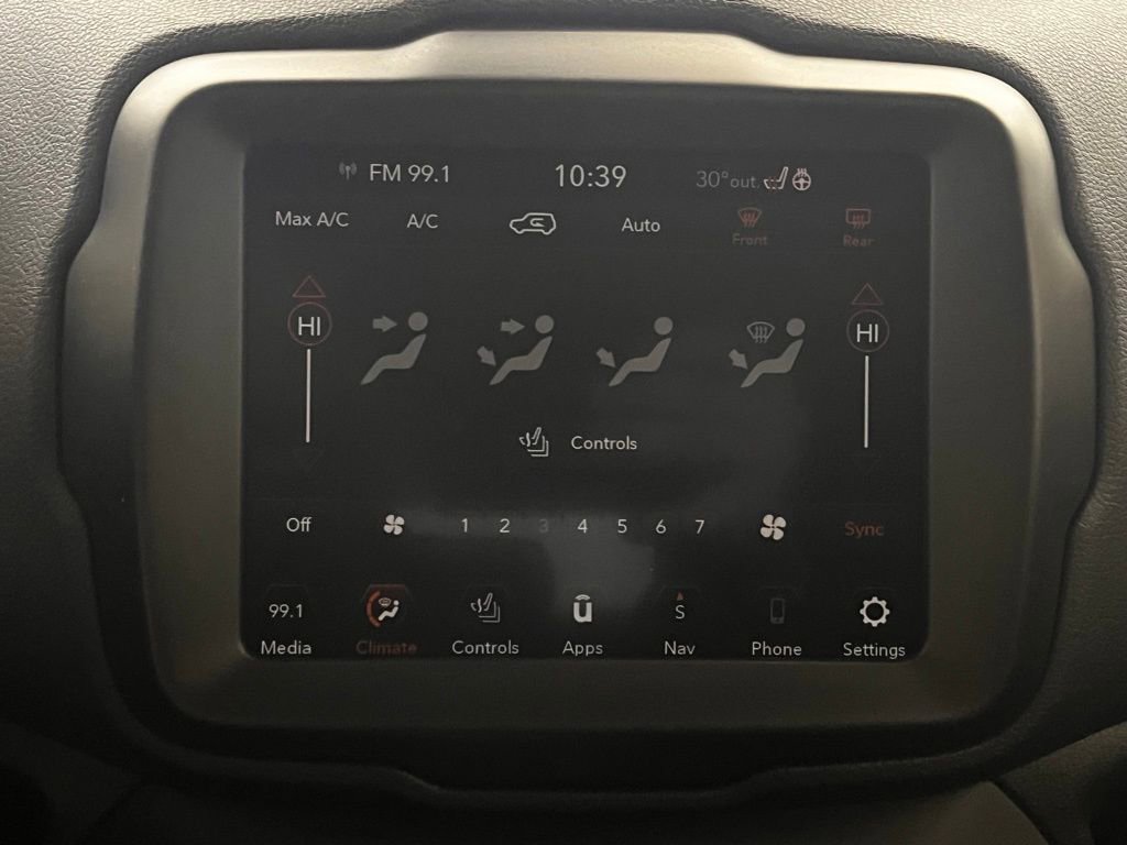 Used 2023 Jeep Renegade Limited image 3