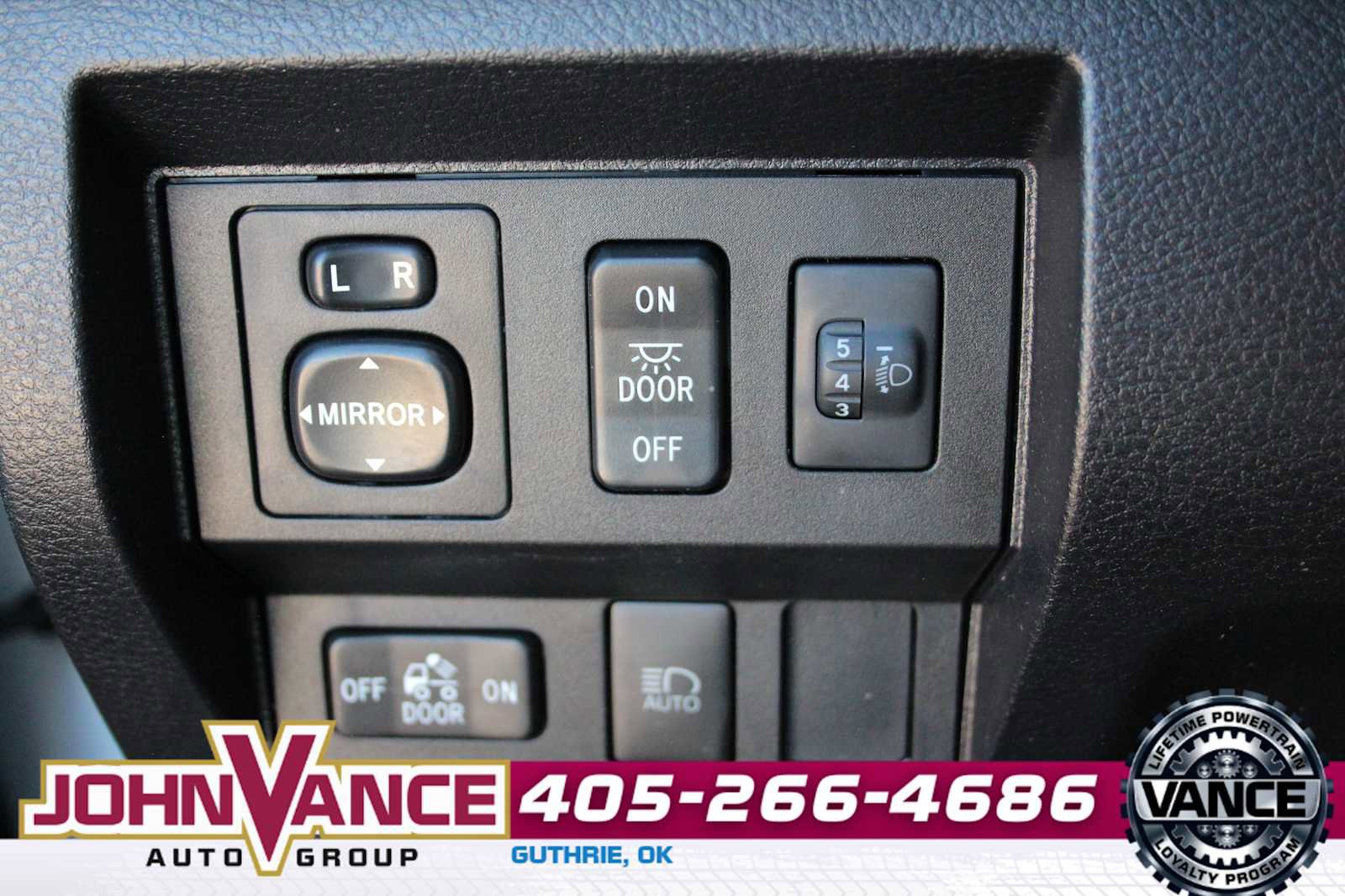 Used 2021 Toyota Tundra SR image 29