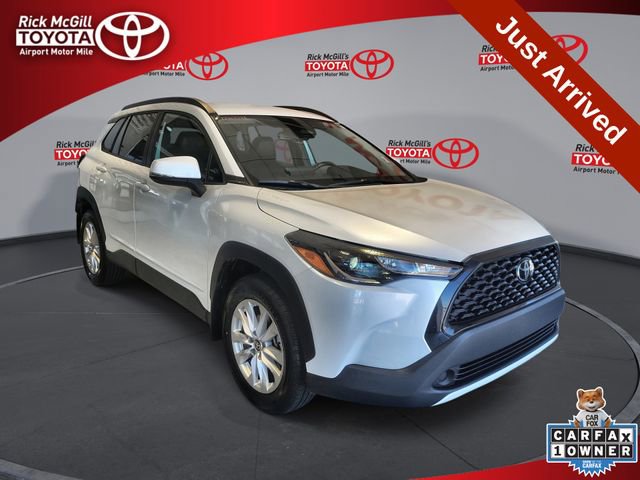 Used 2024 Toyota Corolla Cross LE FWD video 1