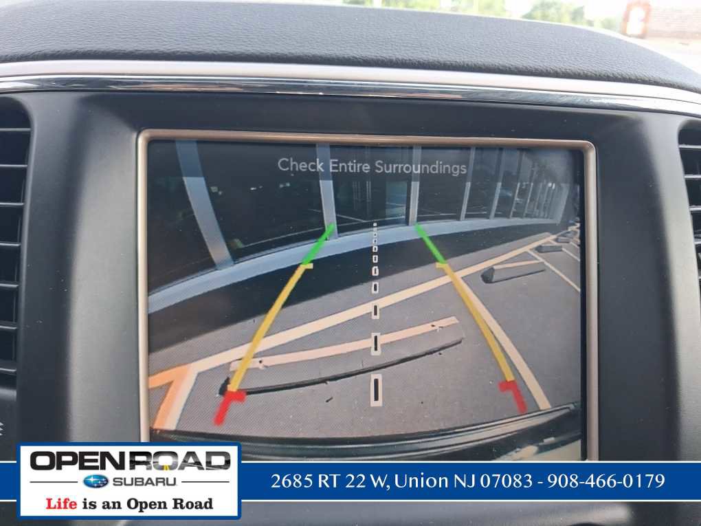 Used 2016 Jeep Grand Cherokee Laredo 75th Anniversary AWD/4WD image 26