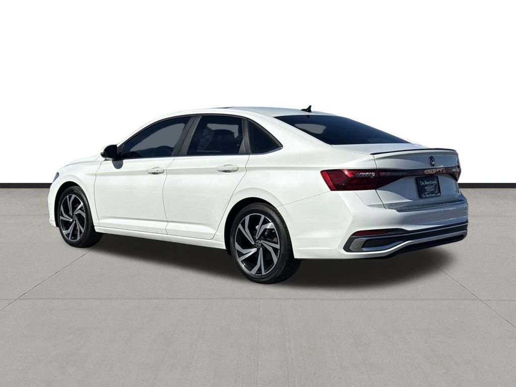 New 2026 Volkswagen Jetta SEL image 7