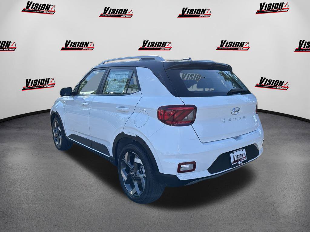 New 2026 Hyundai Venue SEL FWD image 7