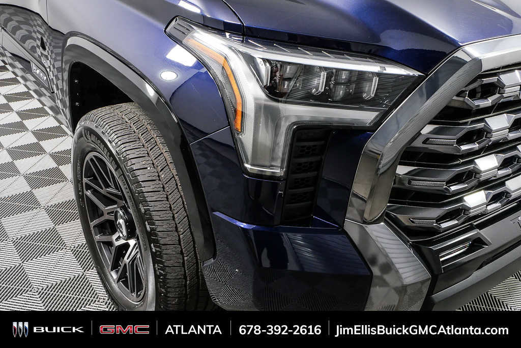 Used 2024 Toyota Tundra Platinum AWD/4WD image 33