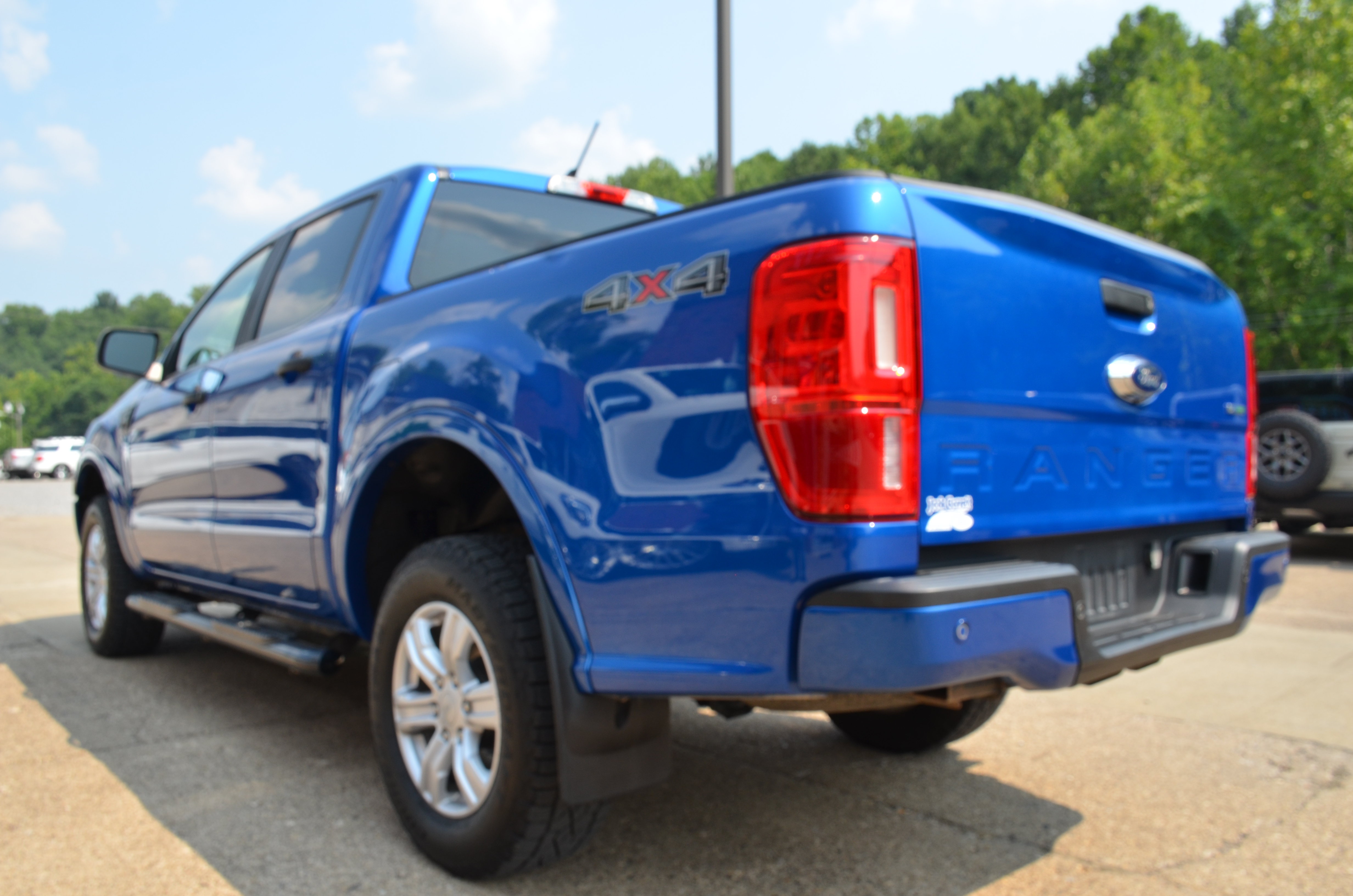 Used 2019 Ford Ranger XLT w/ Equipment Group 301A Mid AWD/4WD image 4