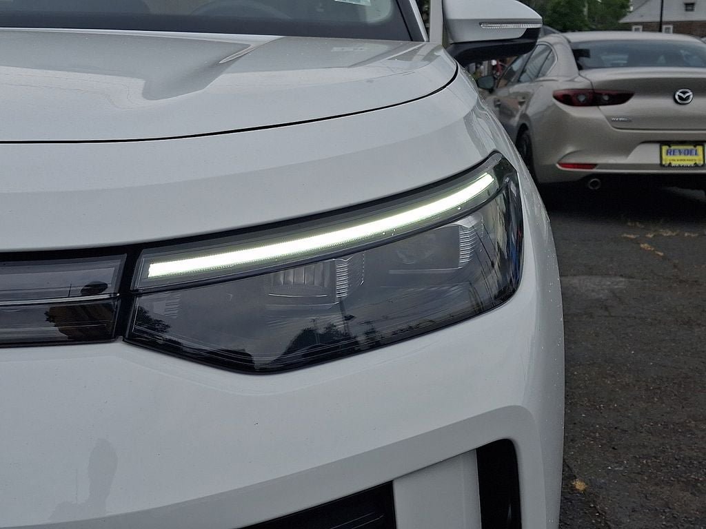 Used 2026 Volkswagen Tiguan SE FWD image 9