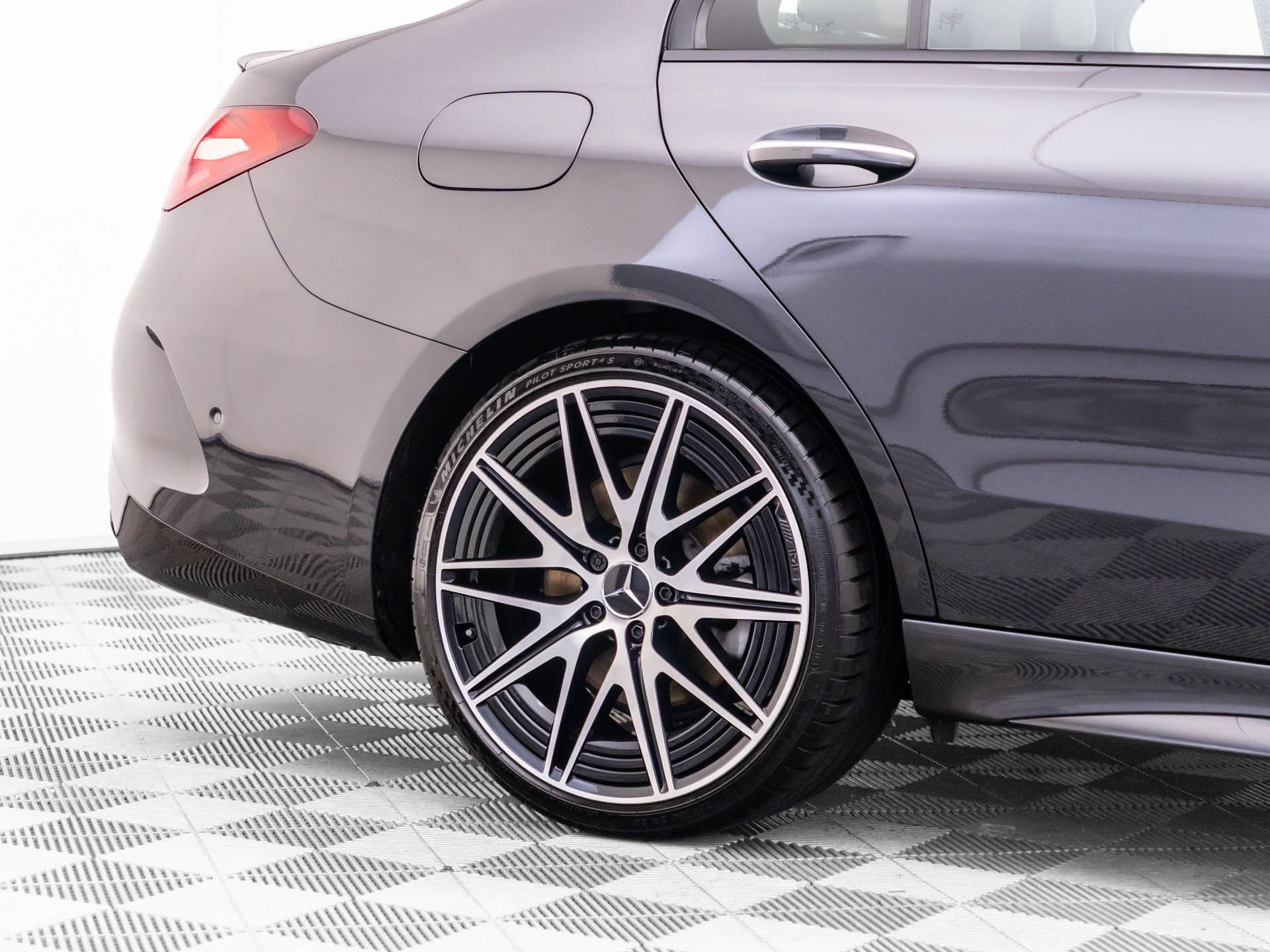 Used 2023 Mercedes-Benz C 43 AMG 4MATIC Sedan image 33