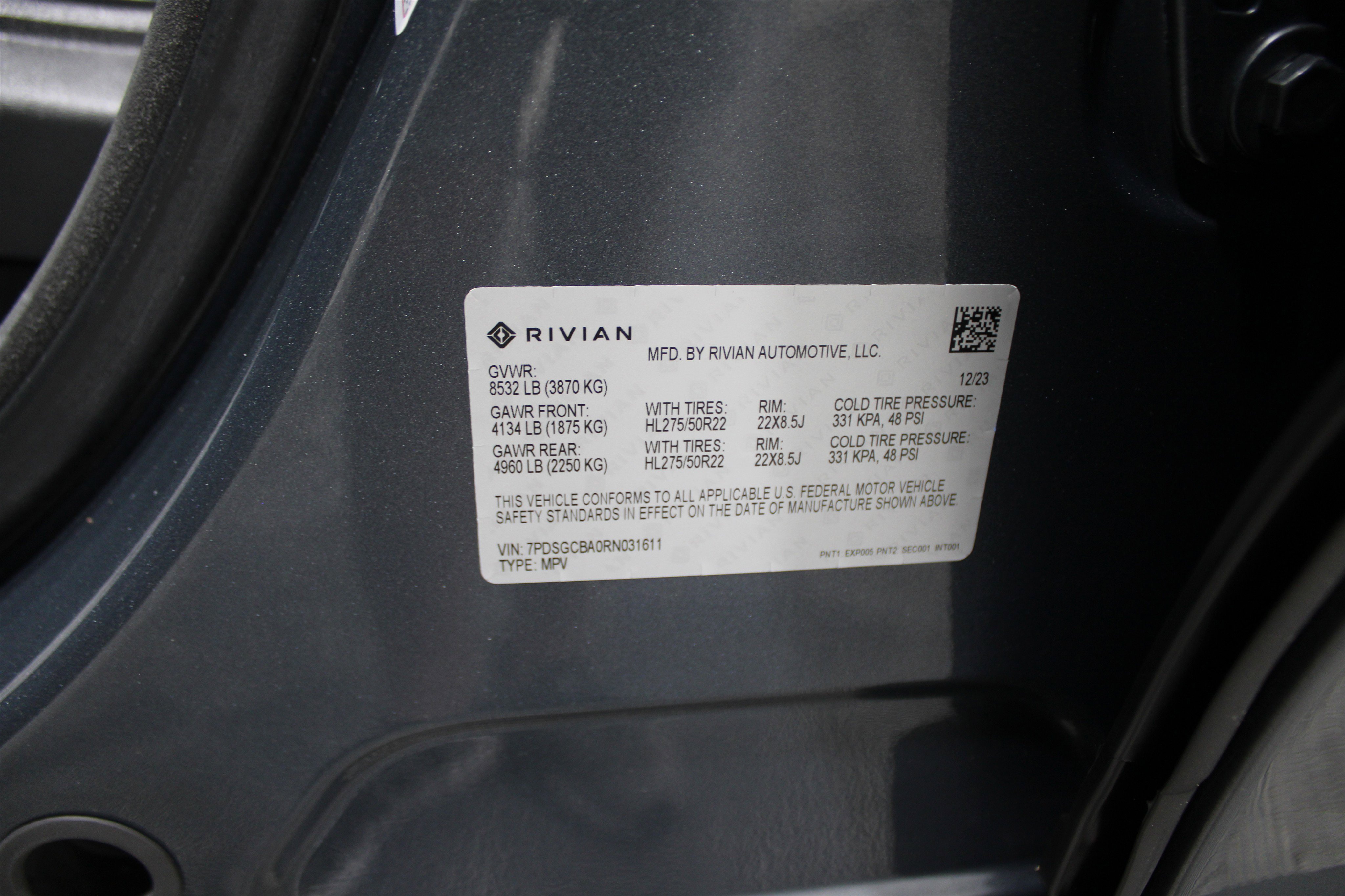 Used 2024 Rivian R1S Adventure image 43